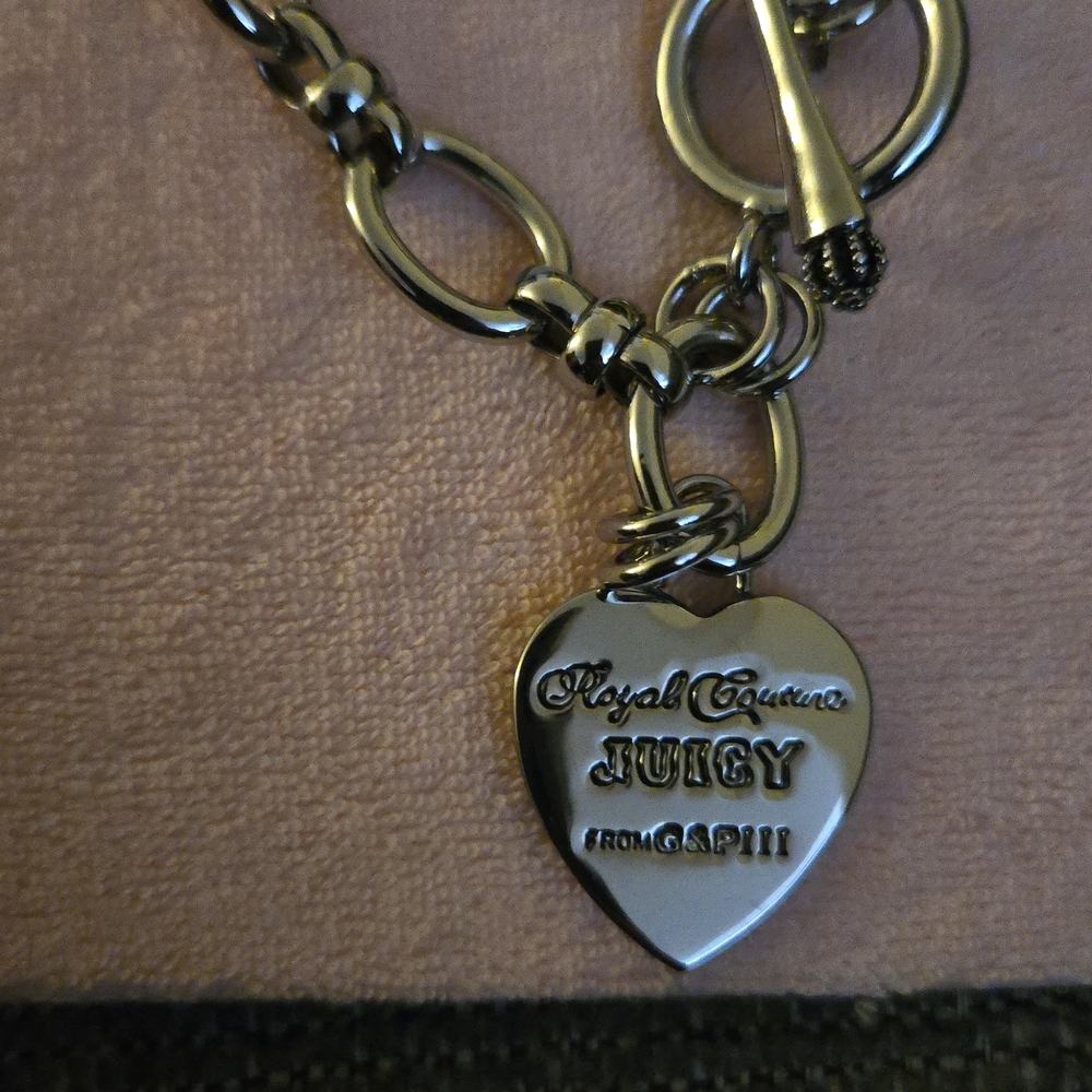Juicy couture Silver Heart Pendant Necklace - Picture 3 of 4